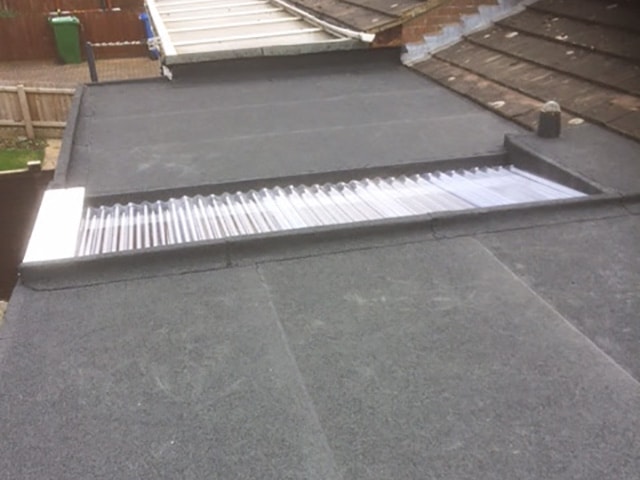 A new flat roof install on a domestic garage in Kettering, Northamptonshire.