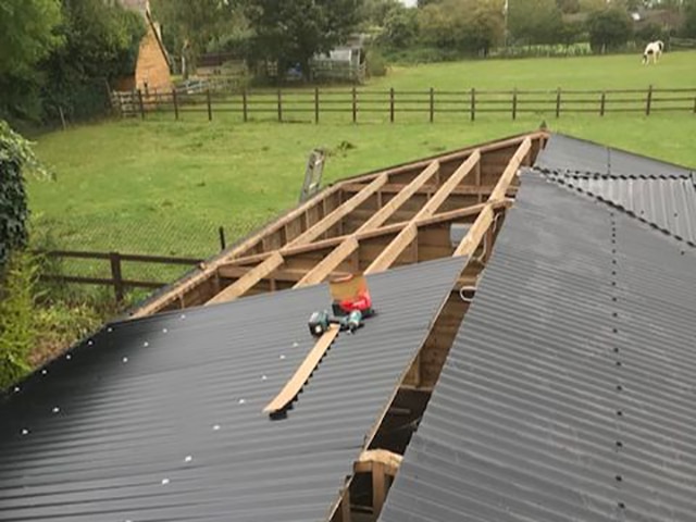 Semi-Complete Stable Roof Repair UK.